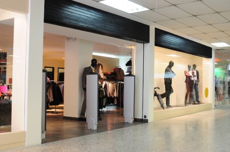 Retail cleaning by Smart Clean Building Maintenance, Inc.