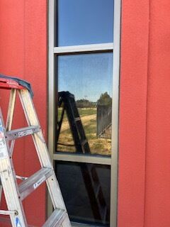 Before & After Window Cleaning in Antioch, CA (1)